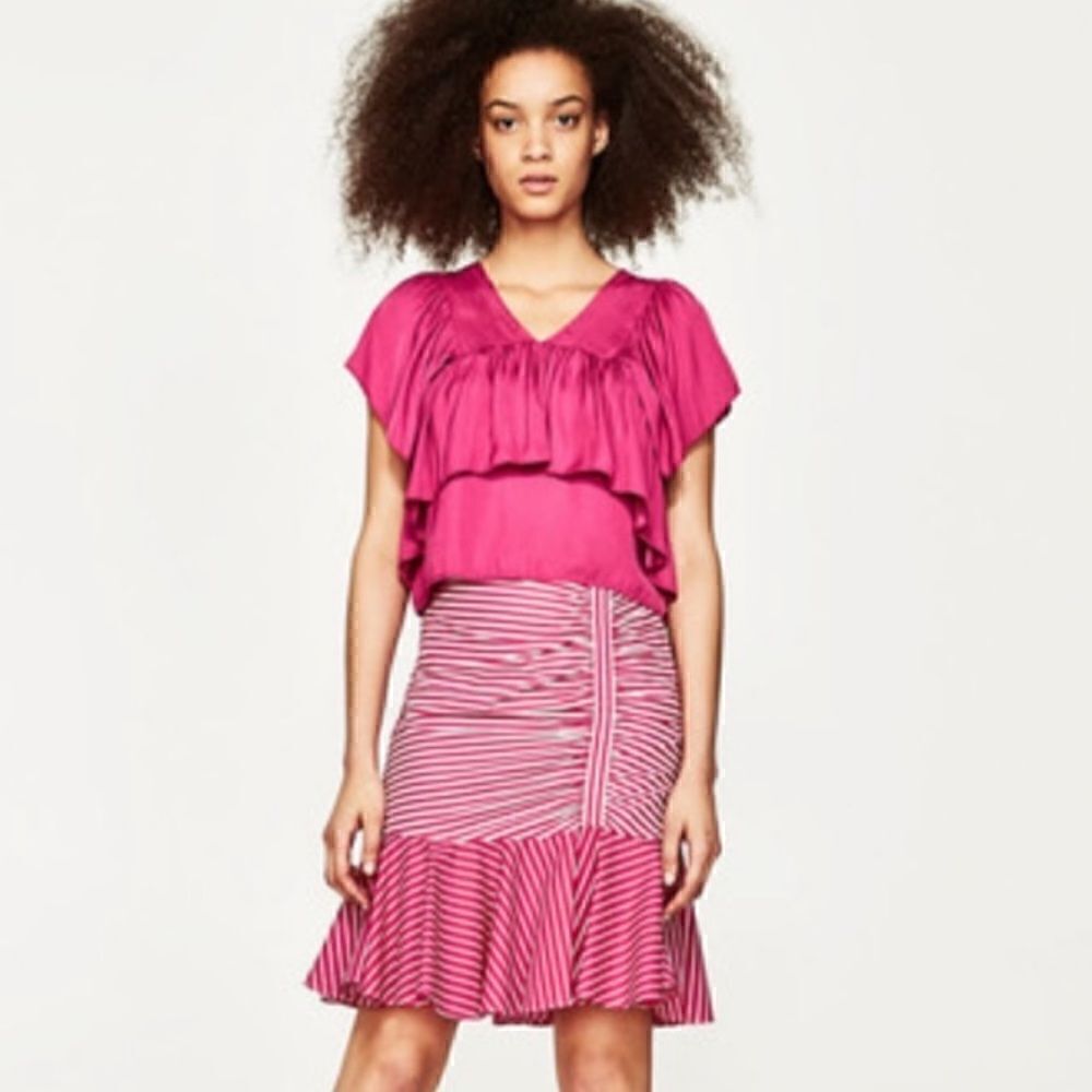 ZARA RUFFLED BARBIE PINK BLOUSE